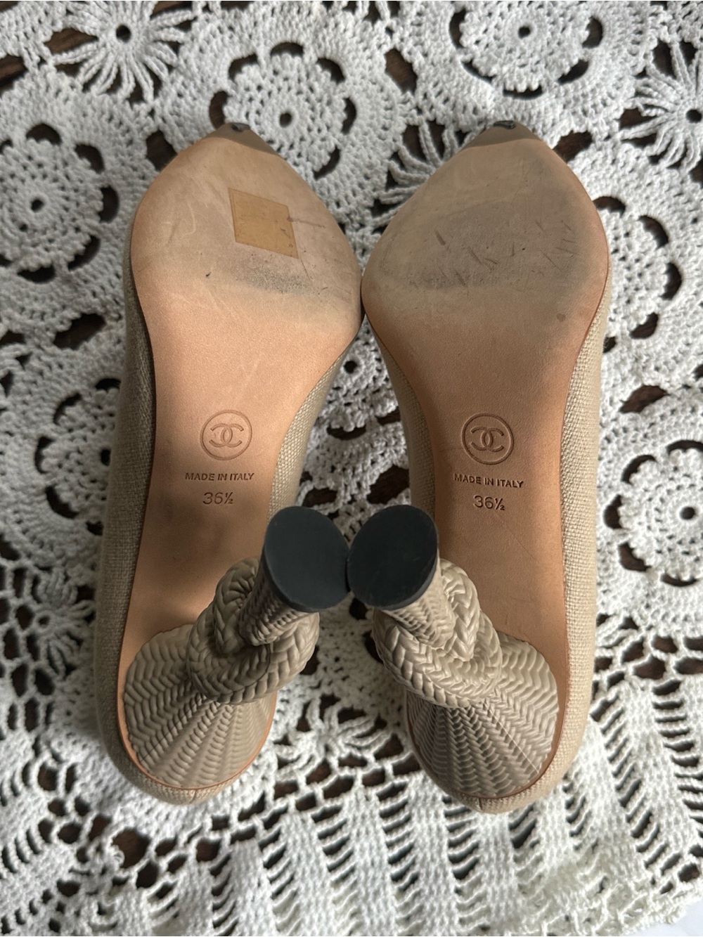 CHANEL canvas knot heels - Picture 3 of 6
